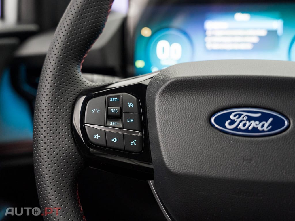 Ford Puma 1.0 EcoBoost MHEV ST-Line