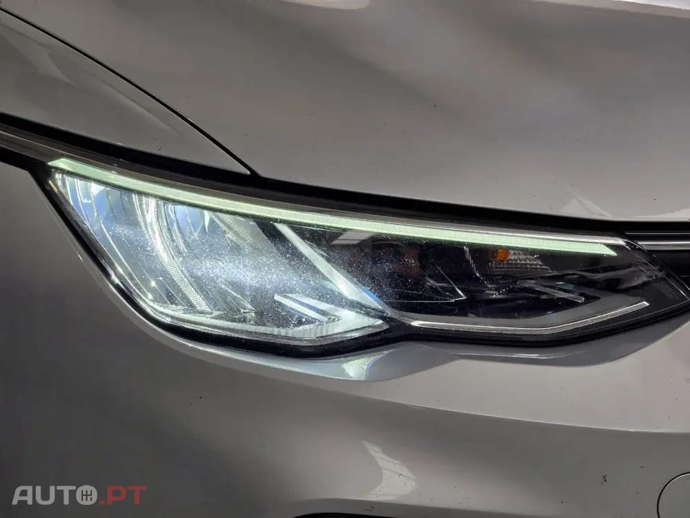 Volkswagen Golf Variant 1.0 eTSI OPF DSG Life