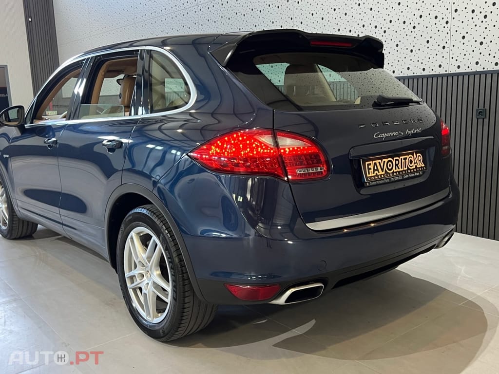 Porsche Cayenne S Hybrid