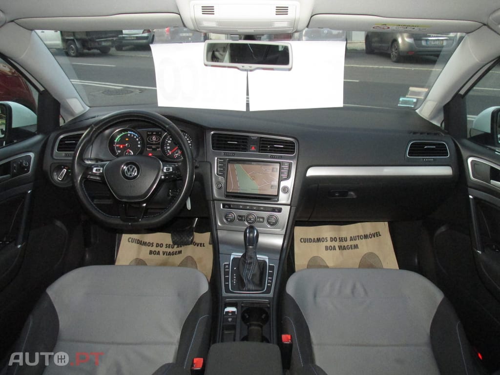 Volkswagen e-Golf AC/DC