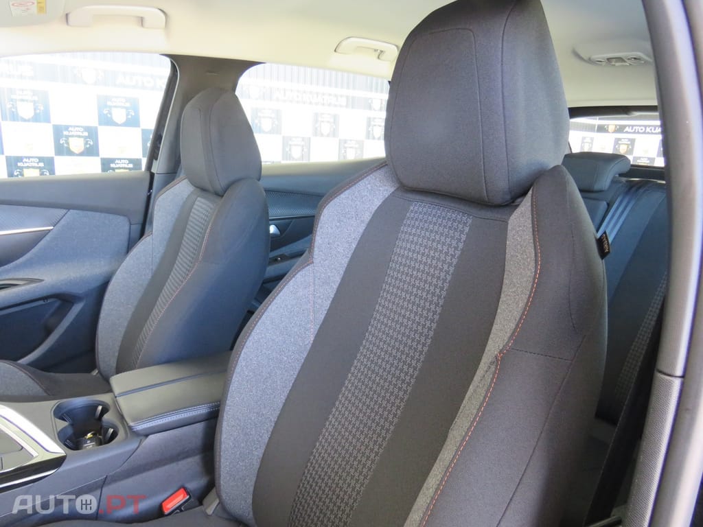 Peugeot 3008 1.5 BlueHDi Active Pack
