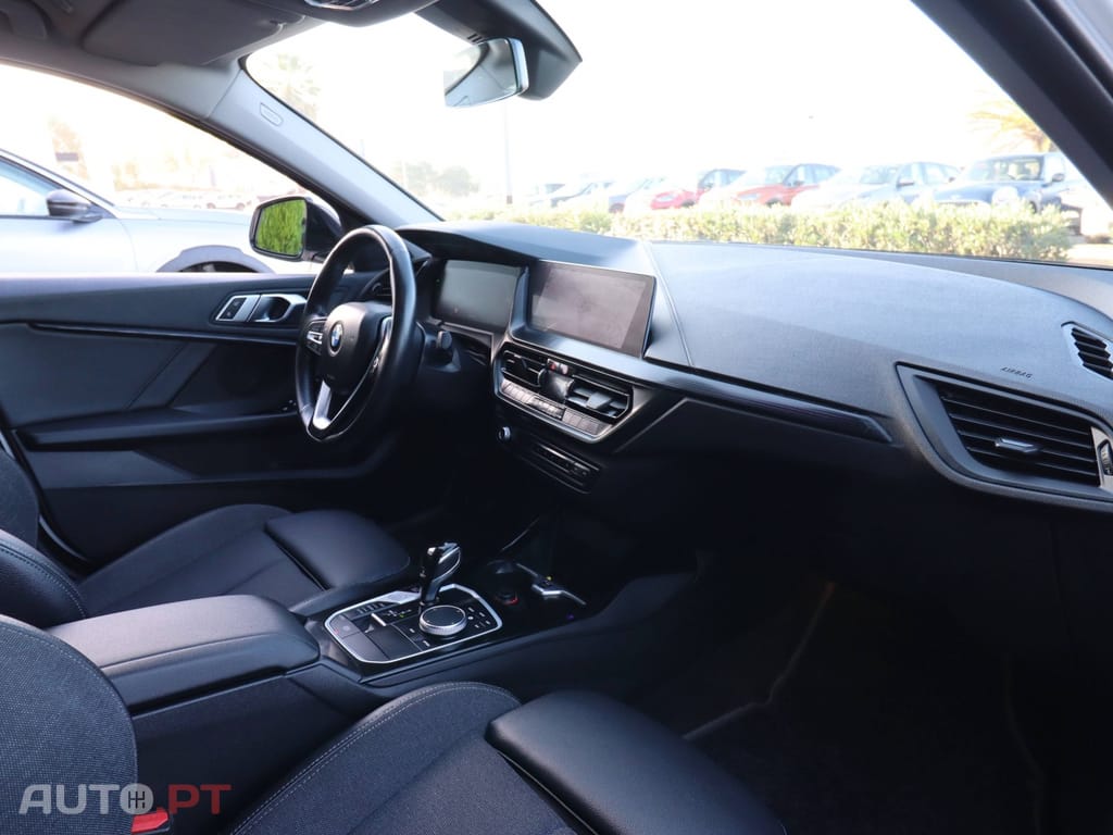 BMW 118 i Aut. Sport Line