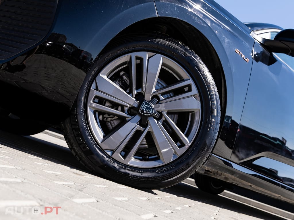 Peugeot 308 SW 1.2 Hybrid Style e-DCS6