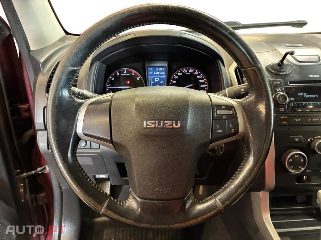 Isuzu D-Max 2.5 Crew Solar