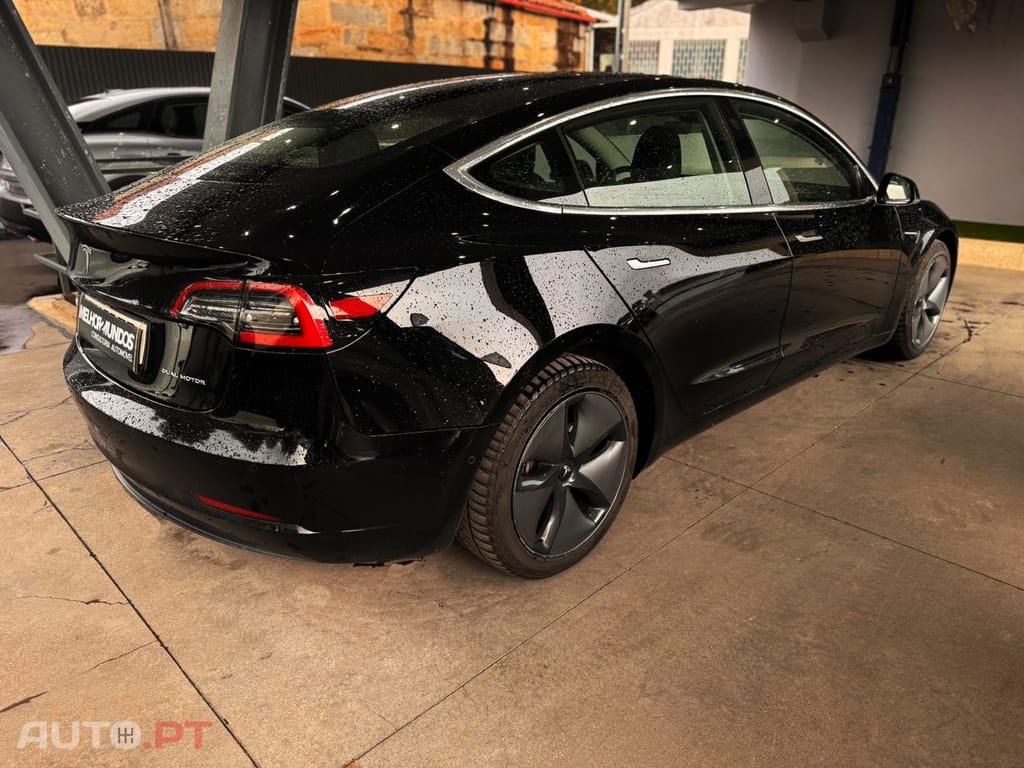 Tesla Model 3 Long-Range Dual Motor AWD