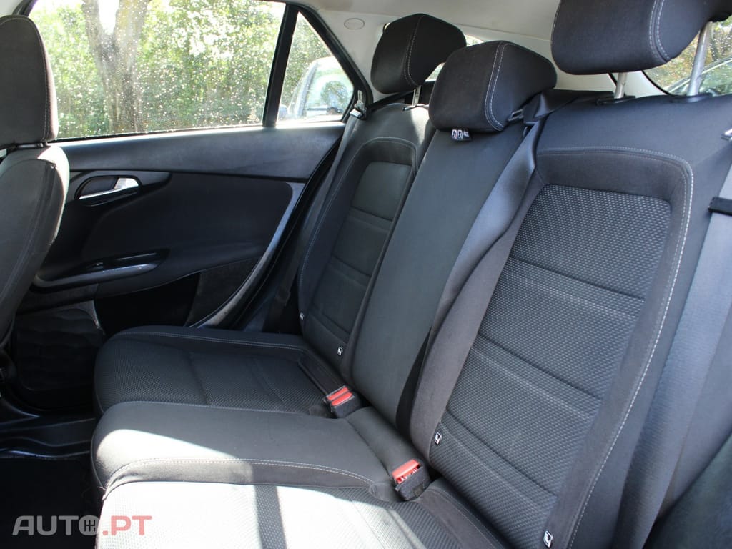 Fiat Tipo 1.6 M-Jet Lounge Tech