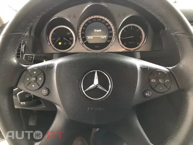 Mercedes-Benz C 250 CDi Avantgarde BlueEfficiency