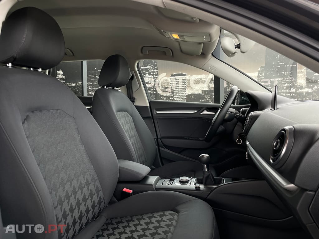 Audi A3 Sportback 1.6 TDi Attraction Ultra
