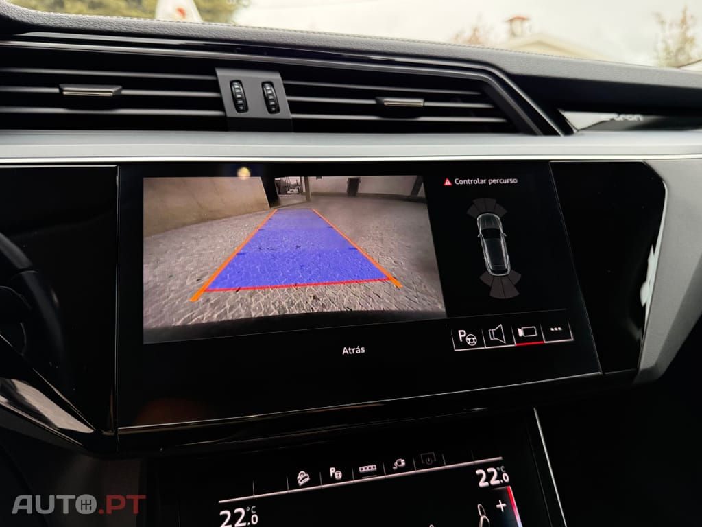 Audi Q8 E-Tron 55 quattro Advanced