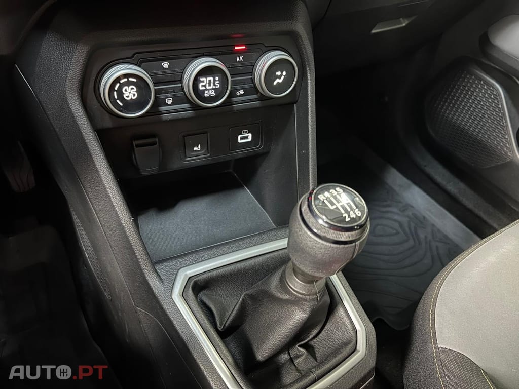 Dacia Jogger ECO-G 100 Bi-Fuel Essential 7 lugares
