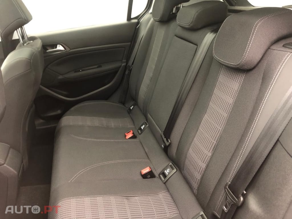 Peugeot 308 1.2 PureTech Allure