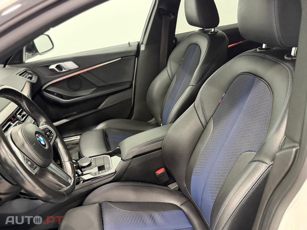 BMW 216 d Pack 50 anos M