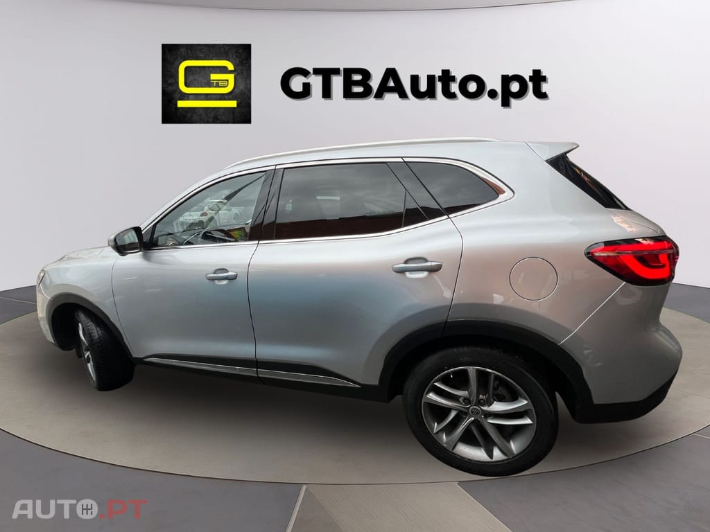 MG EHS PHEV Hybrid Luxury