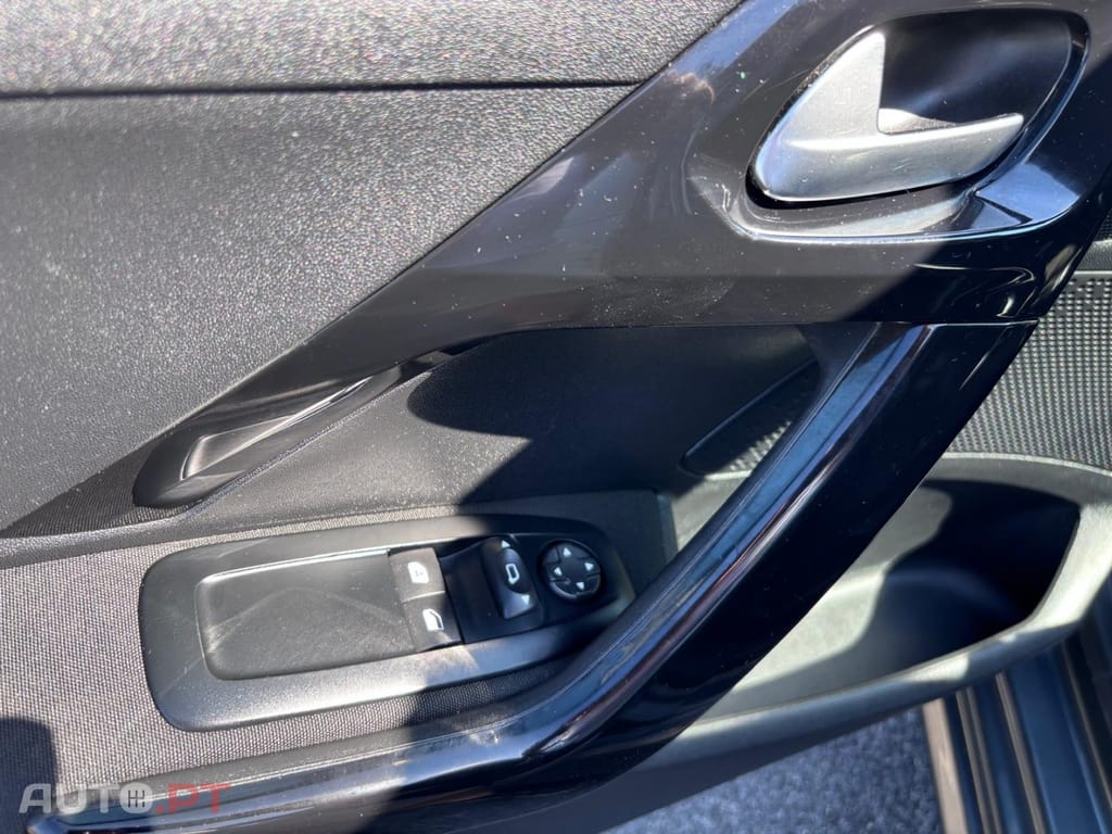 Peugeot 208 1.6 BlueHDi Allure