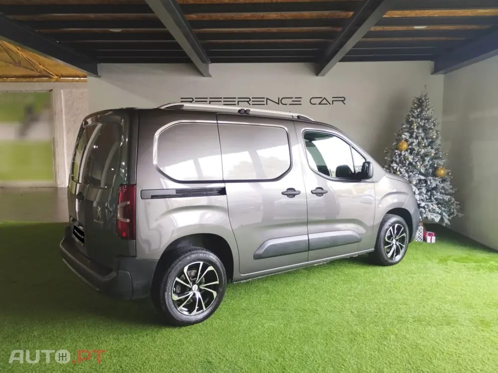 Peugeot Partner 1.5 Blue-HDI Premiun 3Lug