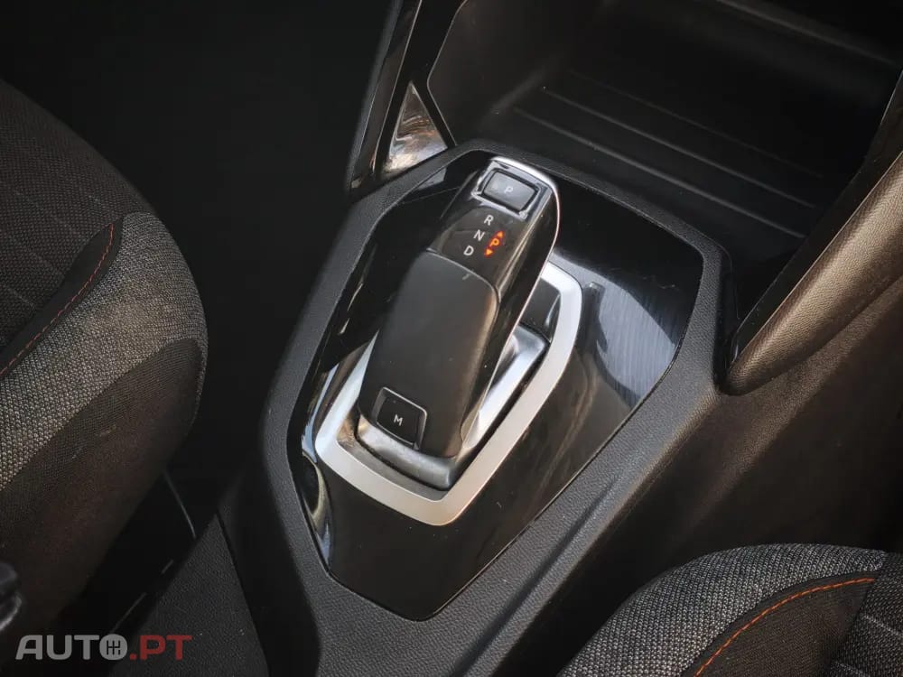 Peugeot 208 1.2 PureTech Allure Pack EAT8