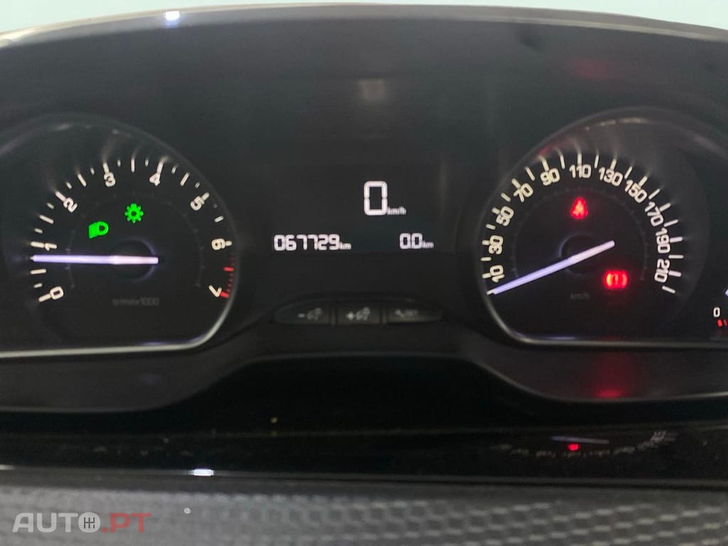 Peugeot 2008 1.2 PureTech Active