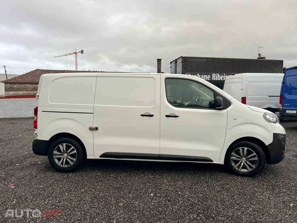 Peugeot Expert 2.0 BlueHDi L2H1 Premium Standard EAT8