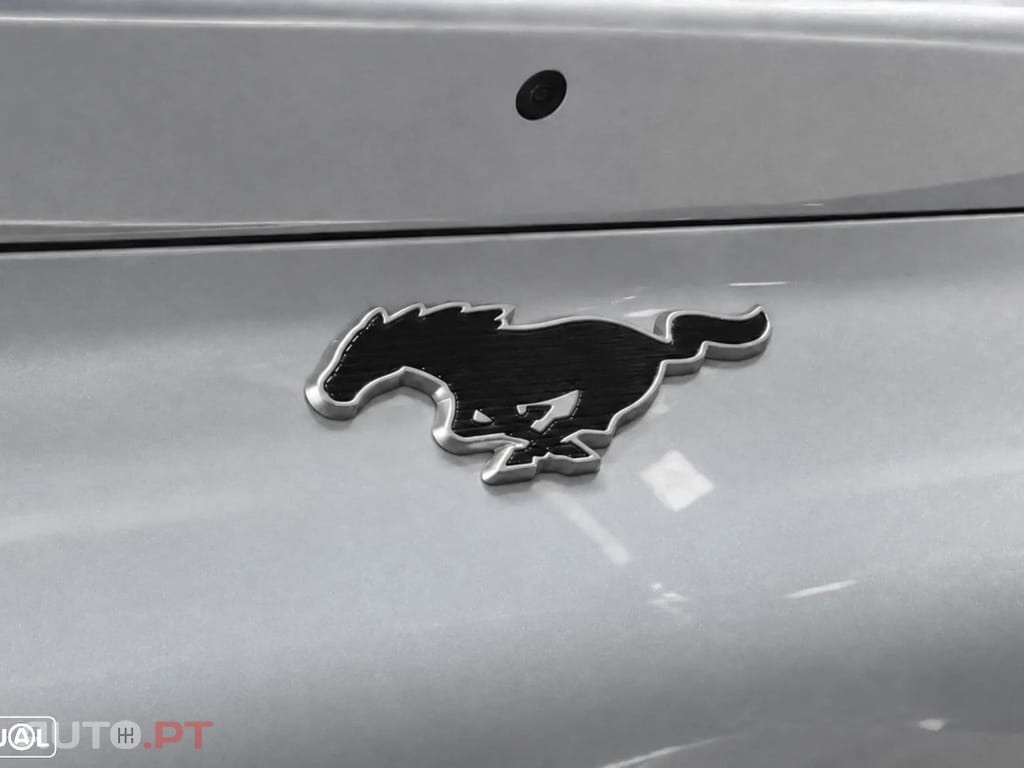 Ford Mustang Mach-E 75.7 kWh Base
