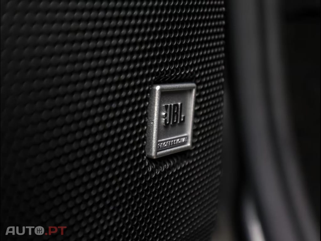 Ferrari SF90 Stradale I.V.A DEDUTIVEL