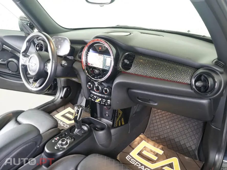 MINI Cooper Cooper SE Premium Classic