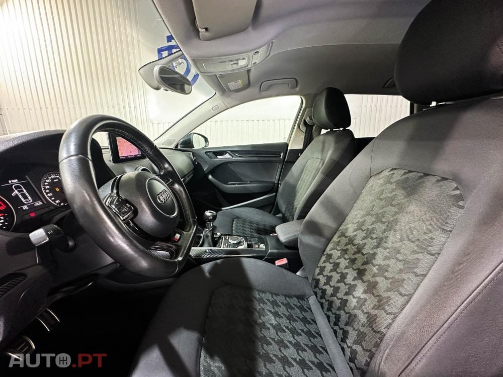 Audi A3 Sportback 1.6 TDI S-line