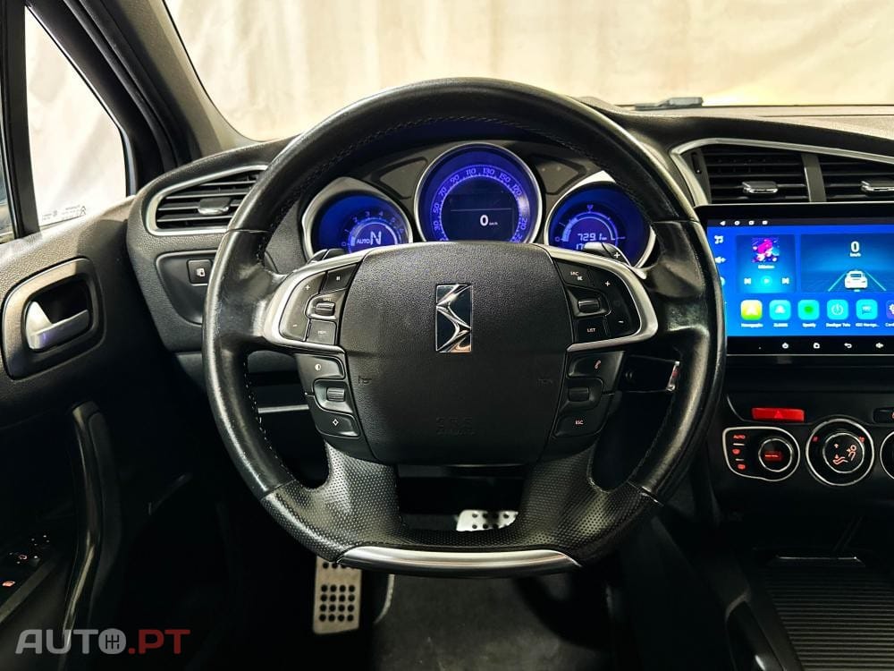Citroen DS4 1.6 BlueHDi So Chic EAT6 J18