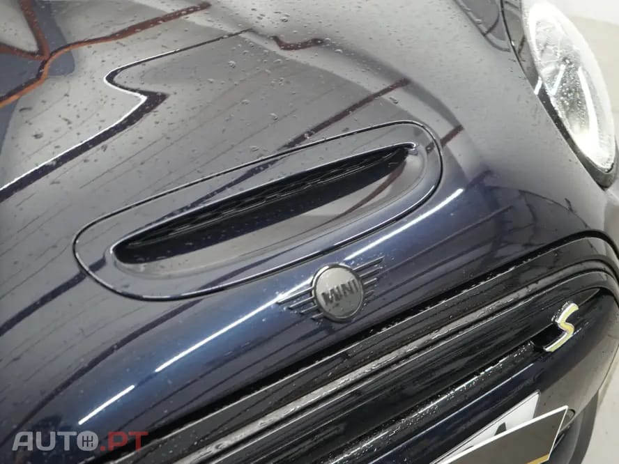 MINI Cooper Cooper SE Premium Classic