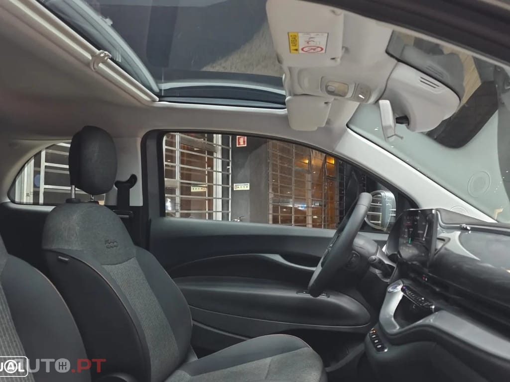 Fiat 500e 42 kWh Icon