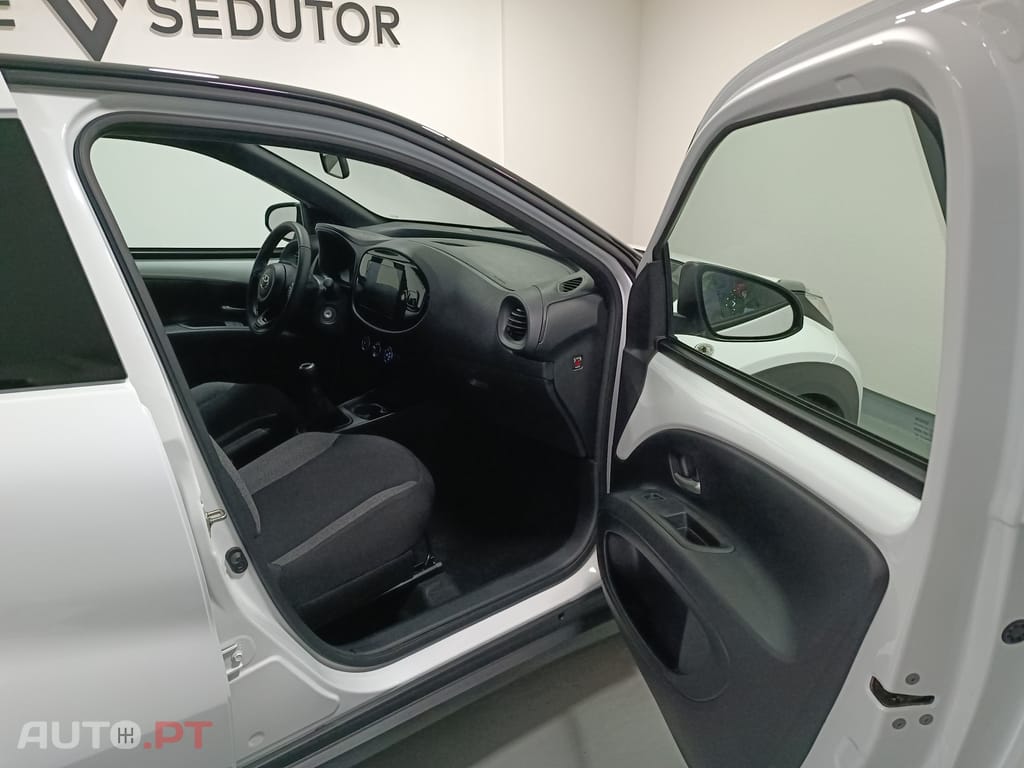 Toyota Aygo X 1.0 Play