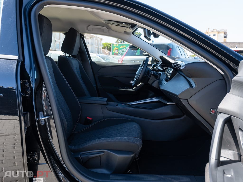 Peugeot 308 SW 1.2 Hybrid Style e-DCS6