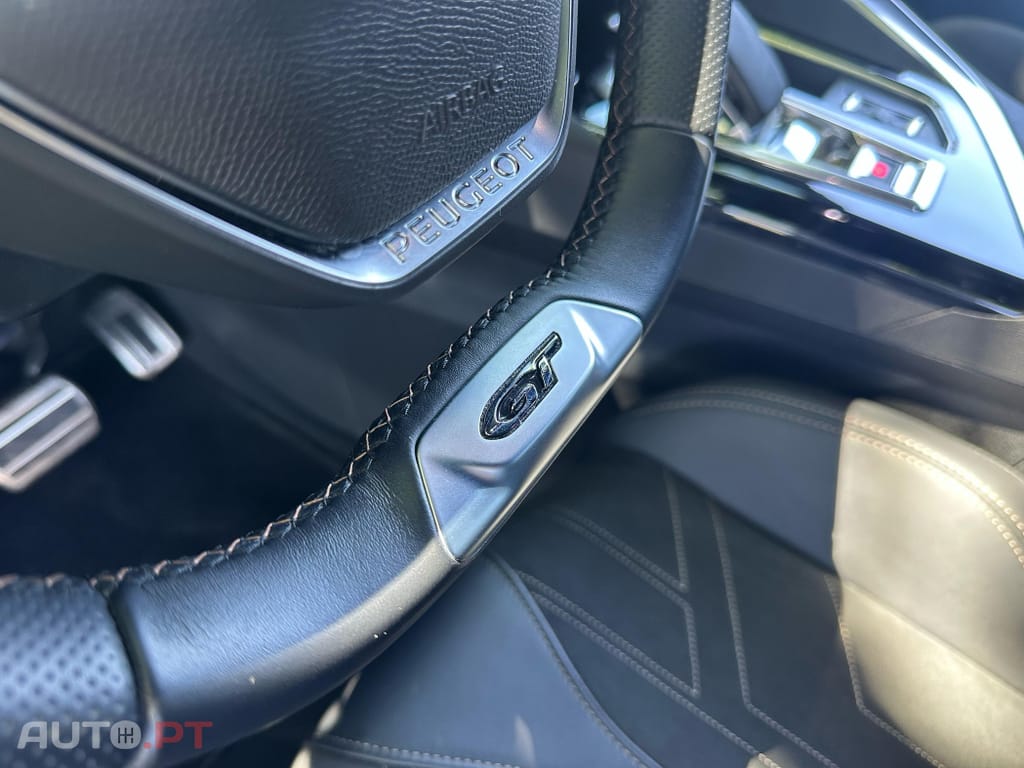 Peugeot 3008 1.6 Hybrid GT Pack e-EAT8