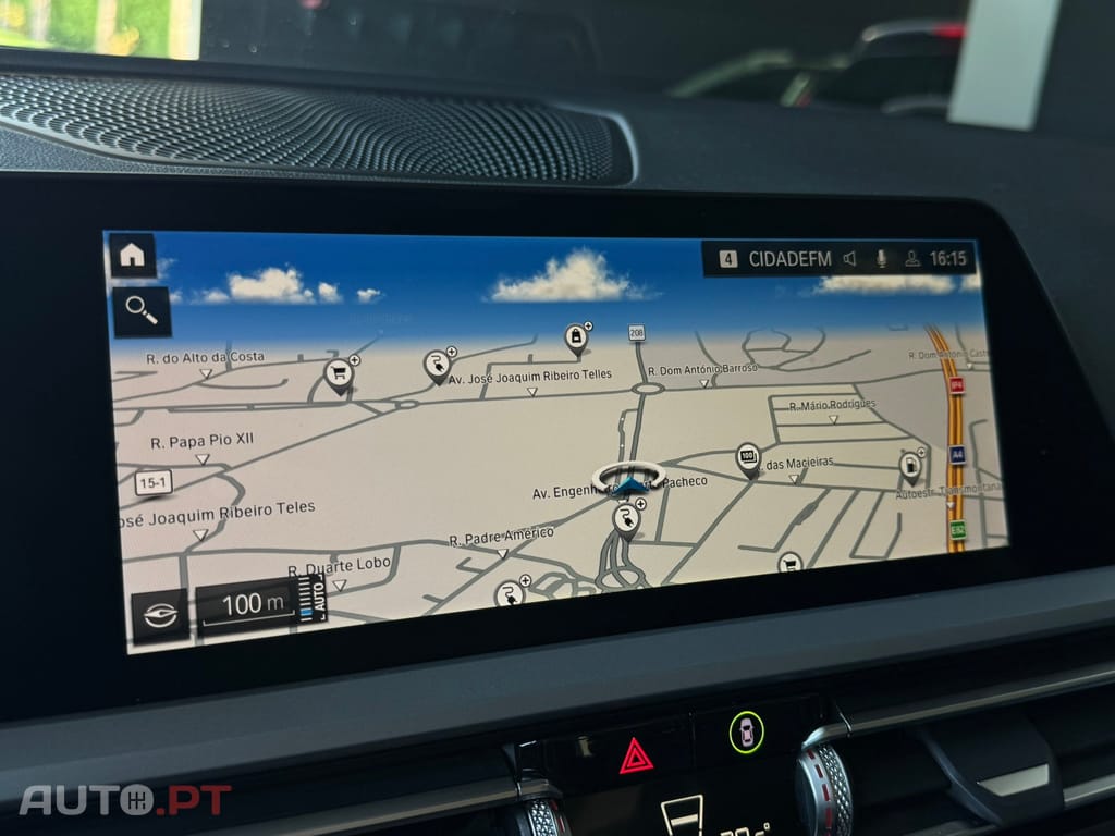 BMW 330 e Touring Auto