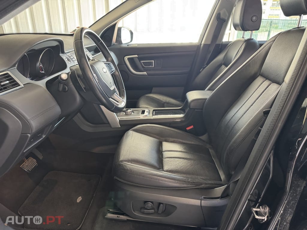 Land Rover Discovery Sport 2.2 SD4 HSE Luxury Auto — fotografia 15