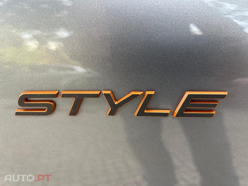 Peugeot 308 SW 1.2 Hybrid Style e-DCS6