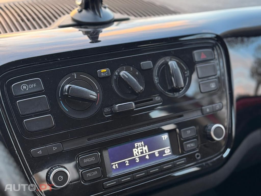 Volkswagen Up! 1.0 BlueMotion Move Up!