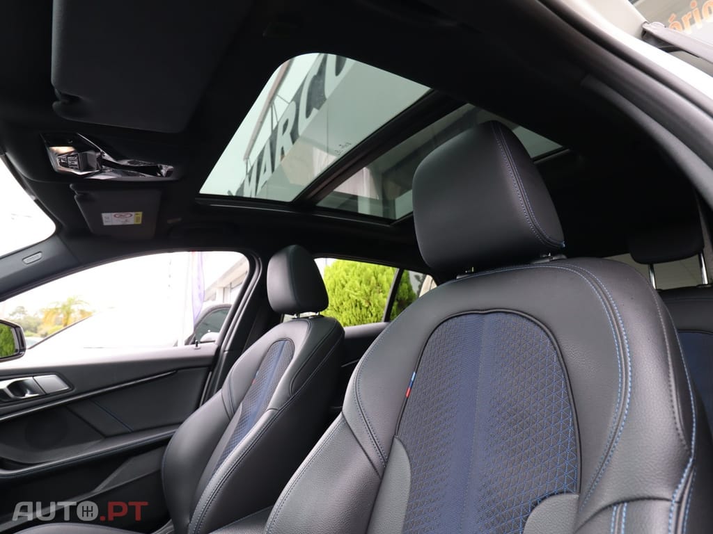 BMW 116 d Pack Desportivo M Auto
