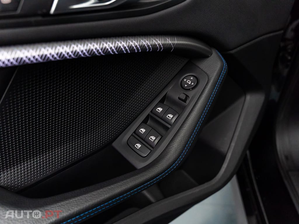 BMW 216 d Pack Desportivo M