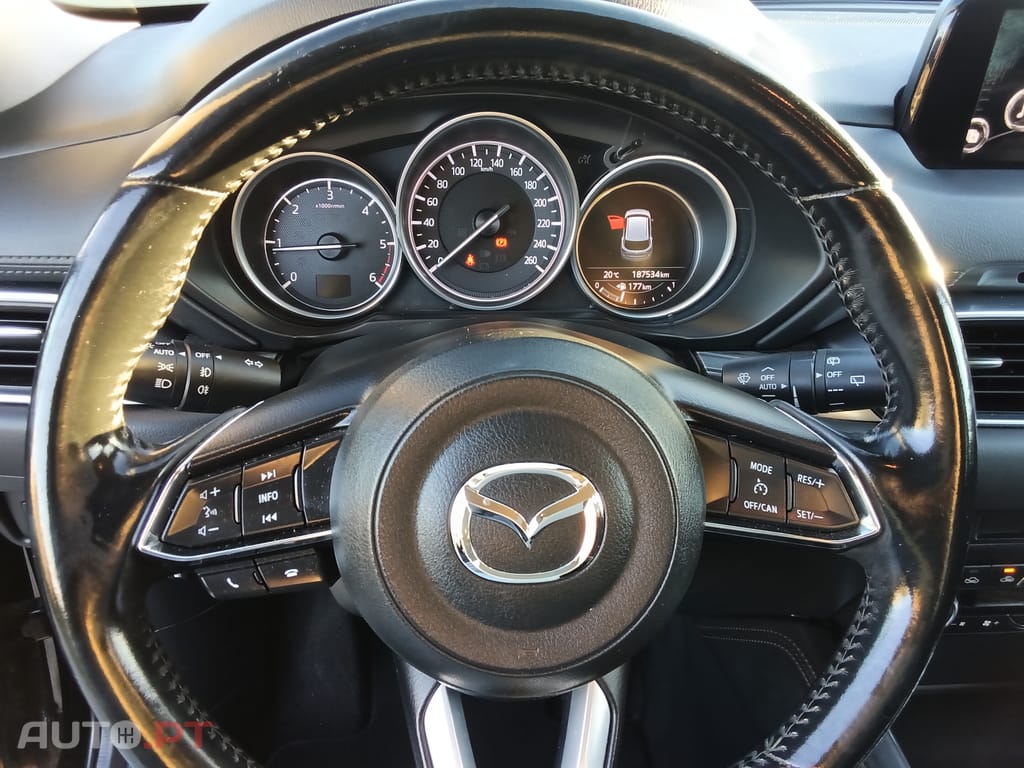 Mazda CX-5 2.2D EXCELLENCE NAVI