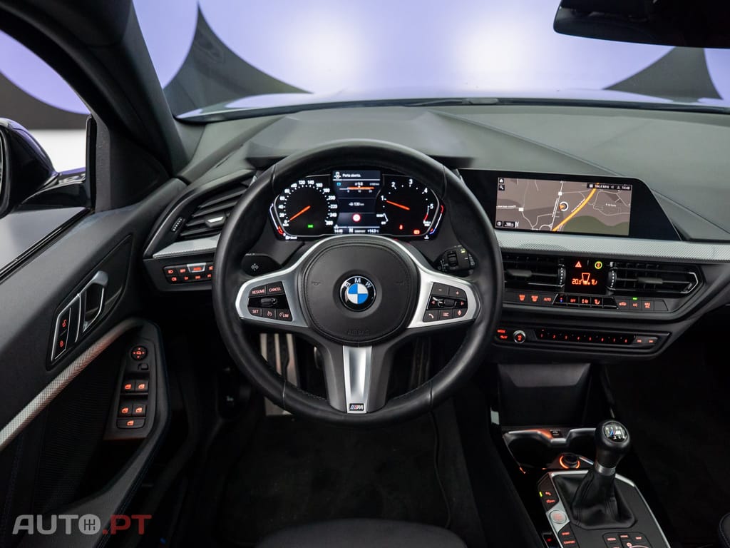 BMW 116 d Pack Desportivo M