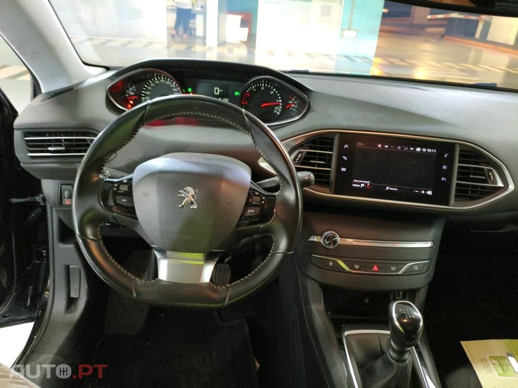Peugeot 308 1.5 BlueHDi Style
