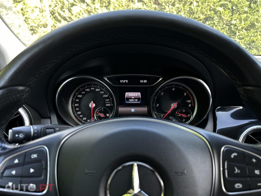 Mercedes-Benz CLA 180 d Shooting Brake