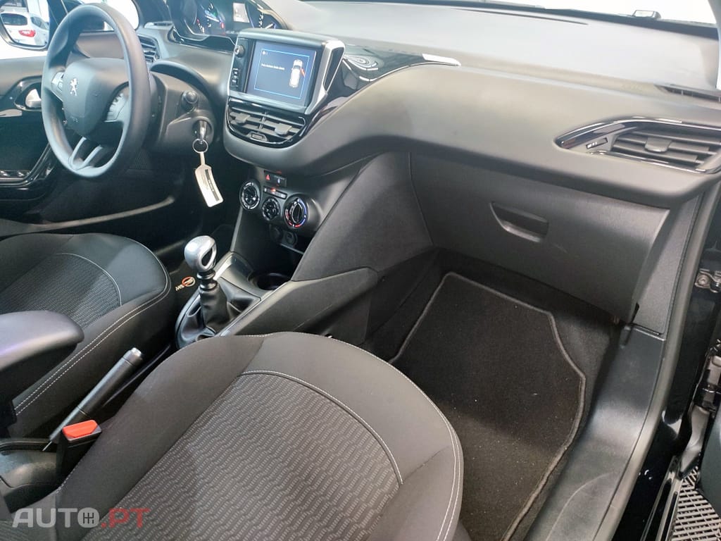 Peugeot 208 ACTIVE