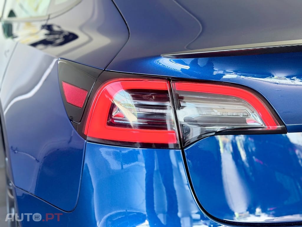 Tesla Model 3 Performance Tração Integral