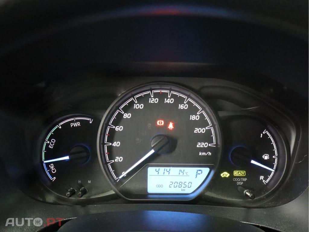 Toyota Yaris 1.5 HSD Active