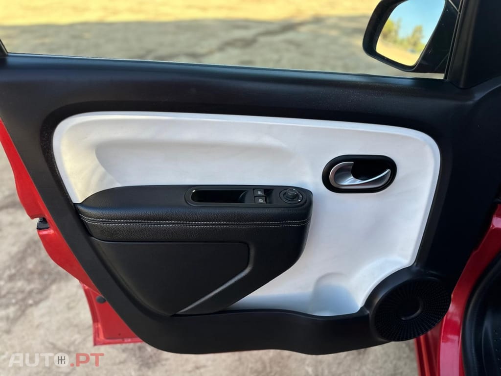 Renault Twingo TCE 90 INTENS