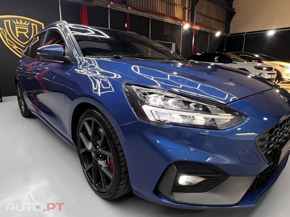 Ford Focus SW 2.3 EcoBoost S&S ST