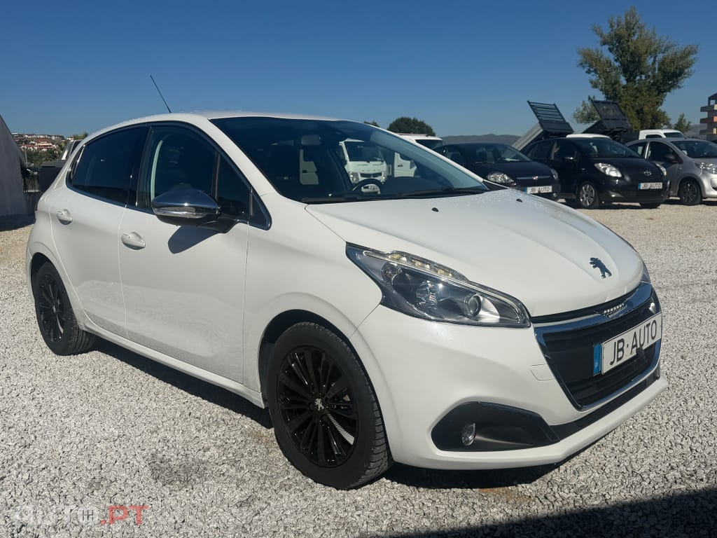 Peugeot 208 1.2 PureTech Allure