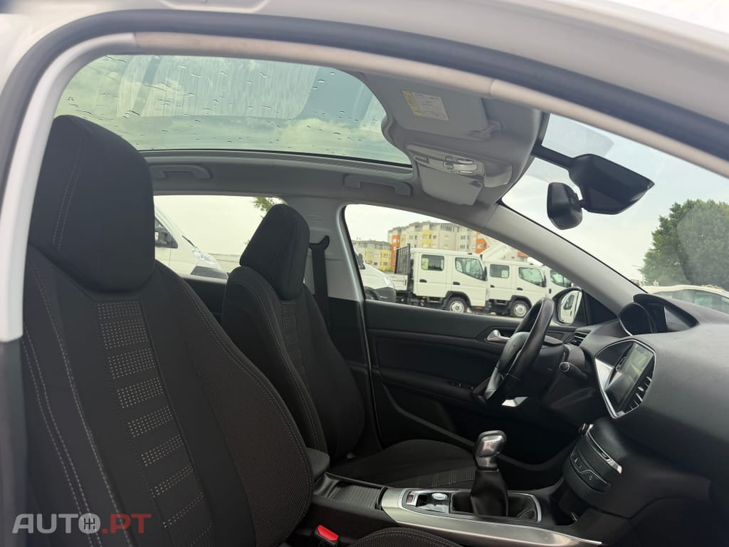 Peugeot 308 1.6 BlueHDi Allure
