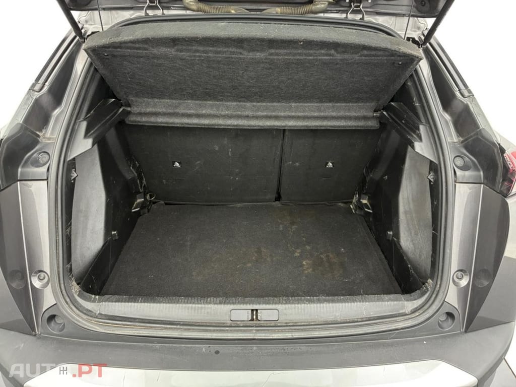 Peugeot 2008 1.2 PureTech Active Pack EAT8